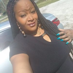 Meet your Posher, Ebonee